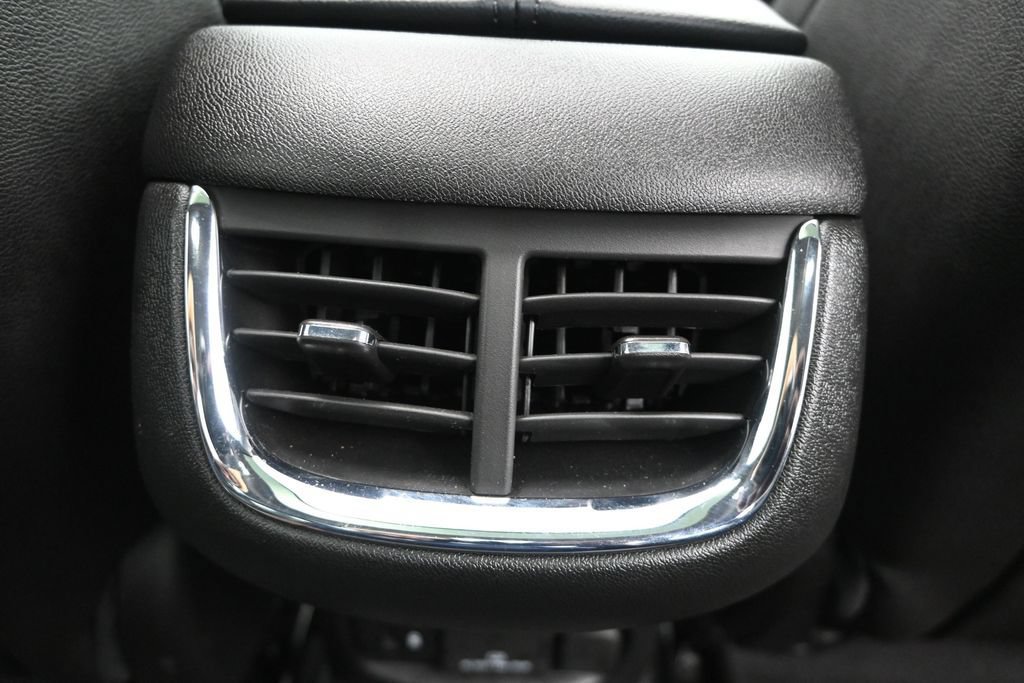 Used 2024 Chevrolet Malibu LT FWD image 20