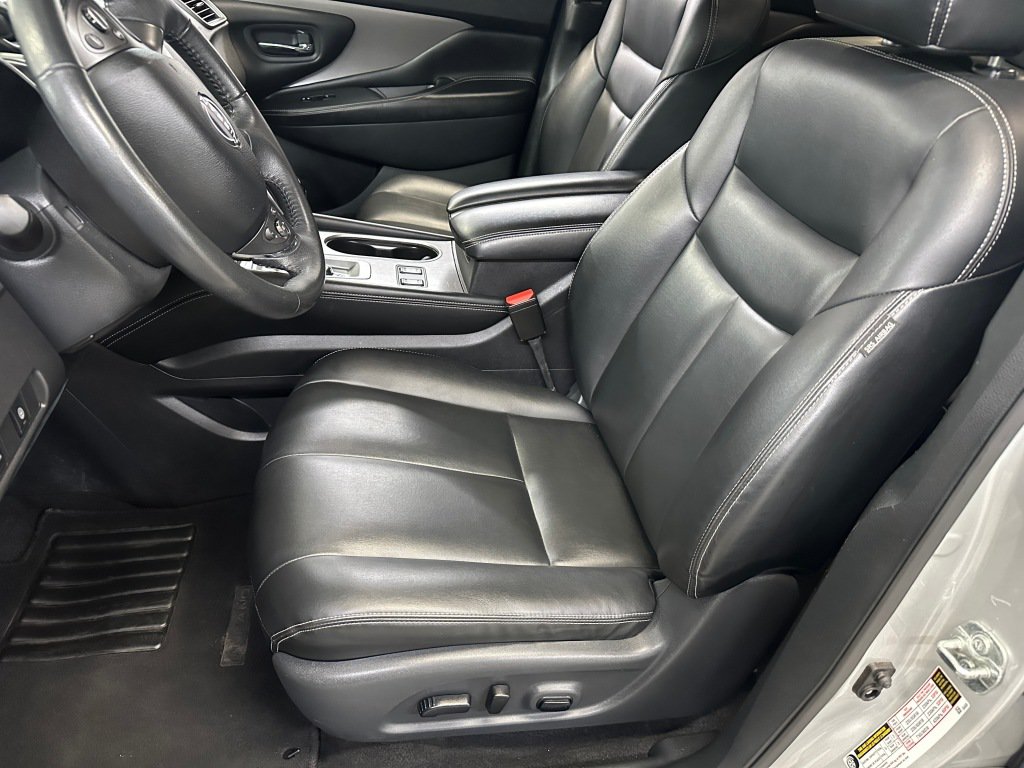 Used 2023 Nissan Murano SV FWD image 3