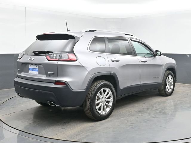Used 2019 Jeep Cherokee Latitude w/ Cold Weather Group AWD/4WD image 10