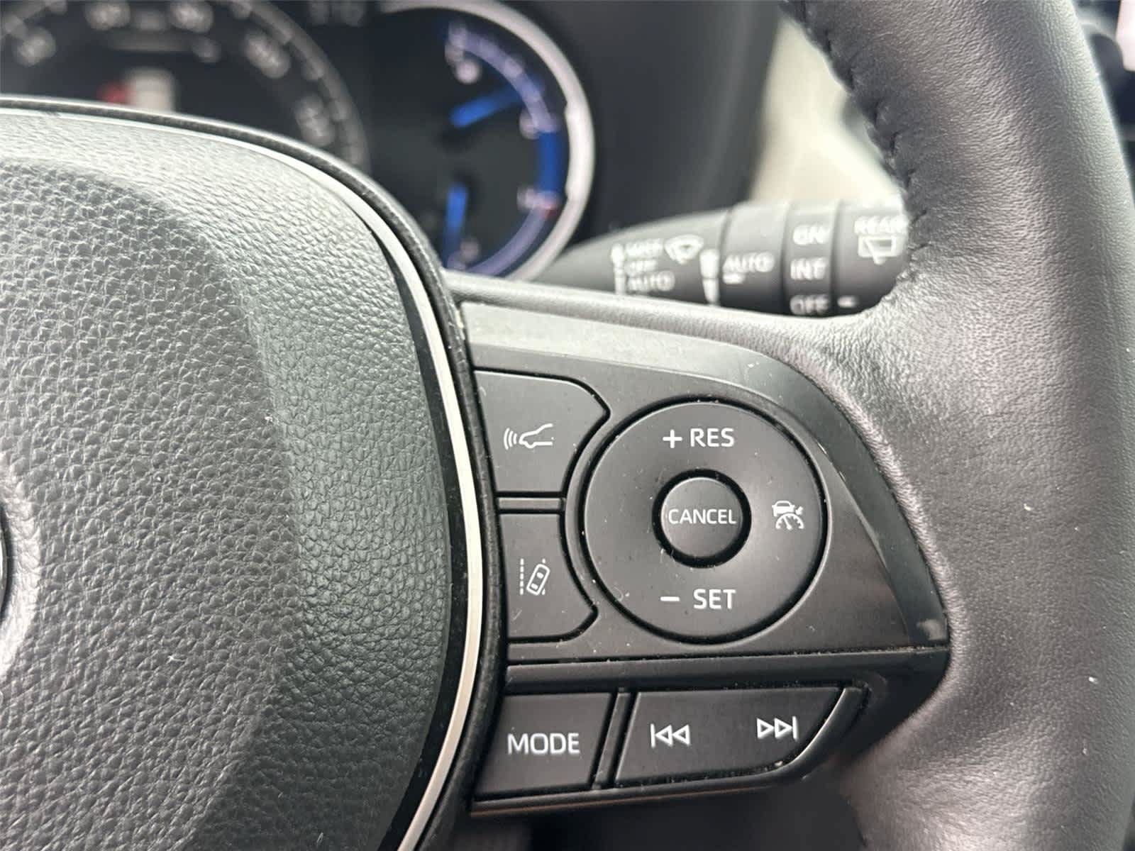 Used 2024 Toyota RAV4 XLE w/ Convenience Package AWD/4WD image 19