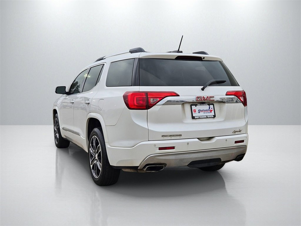 Used 2017 GMC Acadia Denali w/ Technology Package image 7