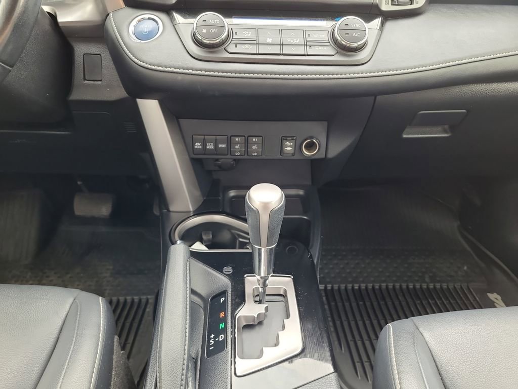 Used 2017 Toyota RAV4 Limited w/ Advanced Technology Package AWD/4WD image 11