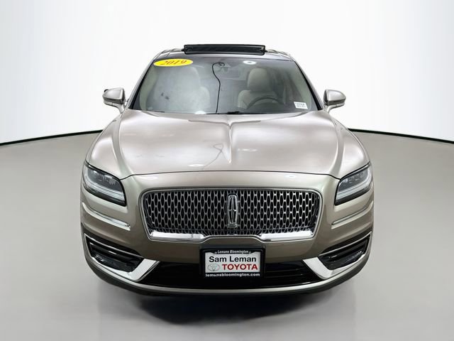 Used 2019 Lincoln Nautilus Reserve AWD/4WD image 2