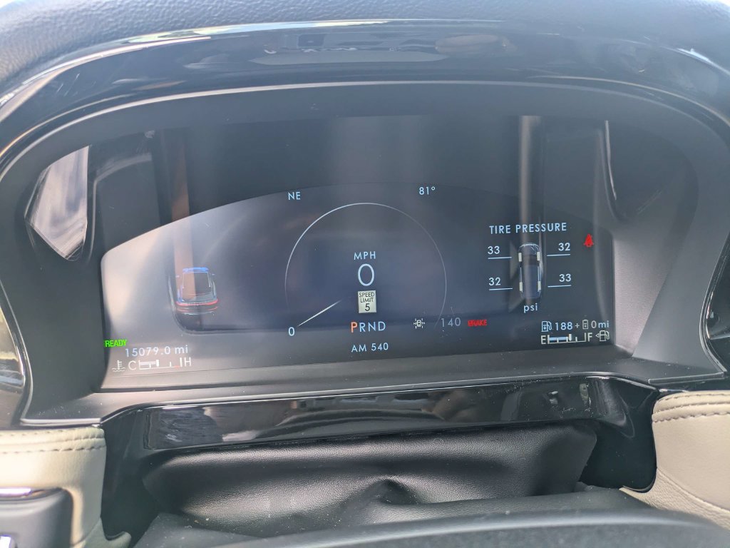 Certified 2025 Lincoln Corsair Grand Touring AWD/4WD image 32