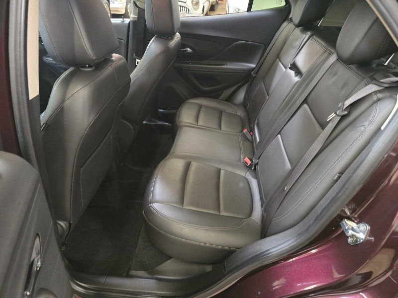 Used 2018 Buick Encore Essence w/ Experience Buick Package AWD/4WD image 8