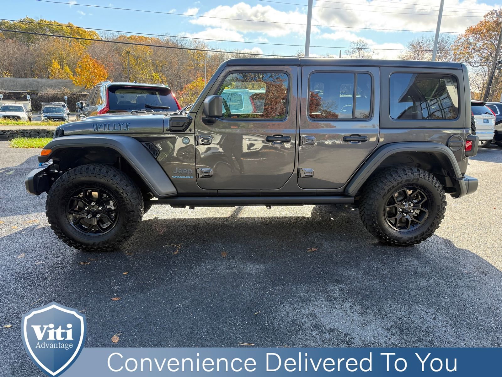 Used 2024 Jeep Wrangler Unlimited image 5