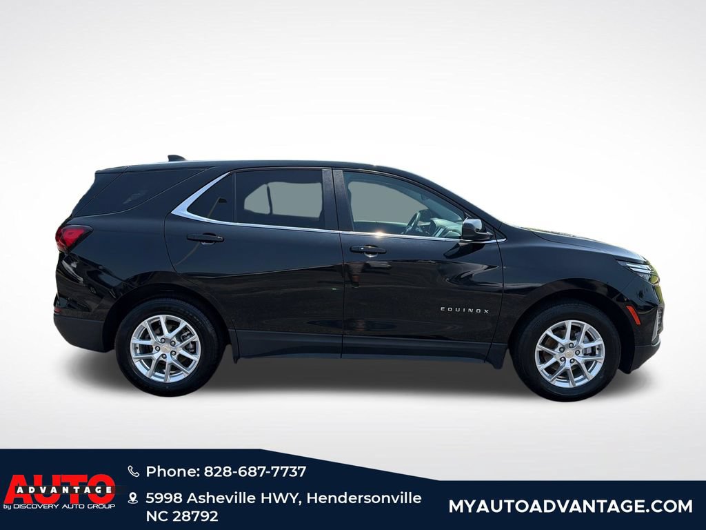 Used 2024 Chevrolet Equinox LT AWD/4WD image 2