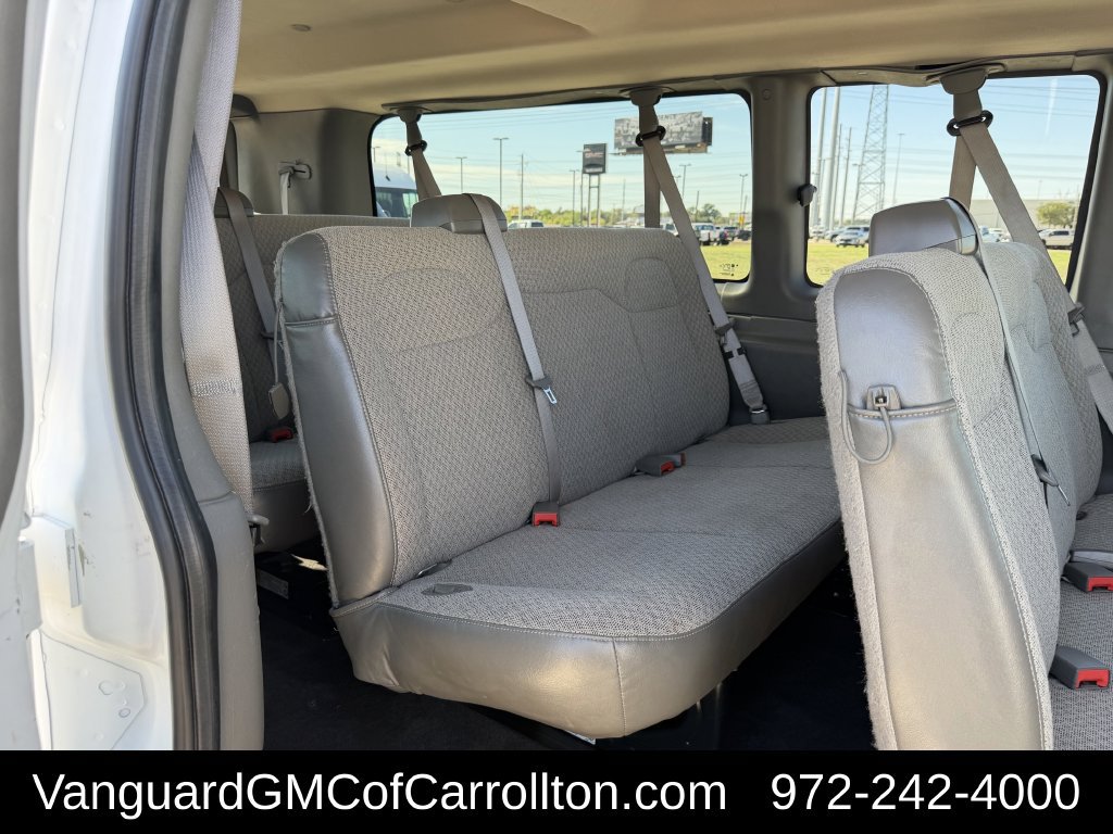 Used 2026 GMC Savana 3500 LT w/ LT Preferred Equipment Group RWD image 29