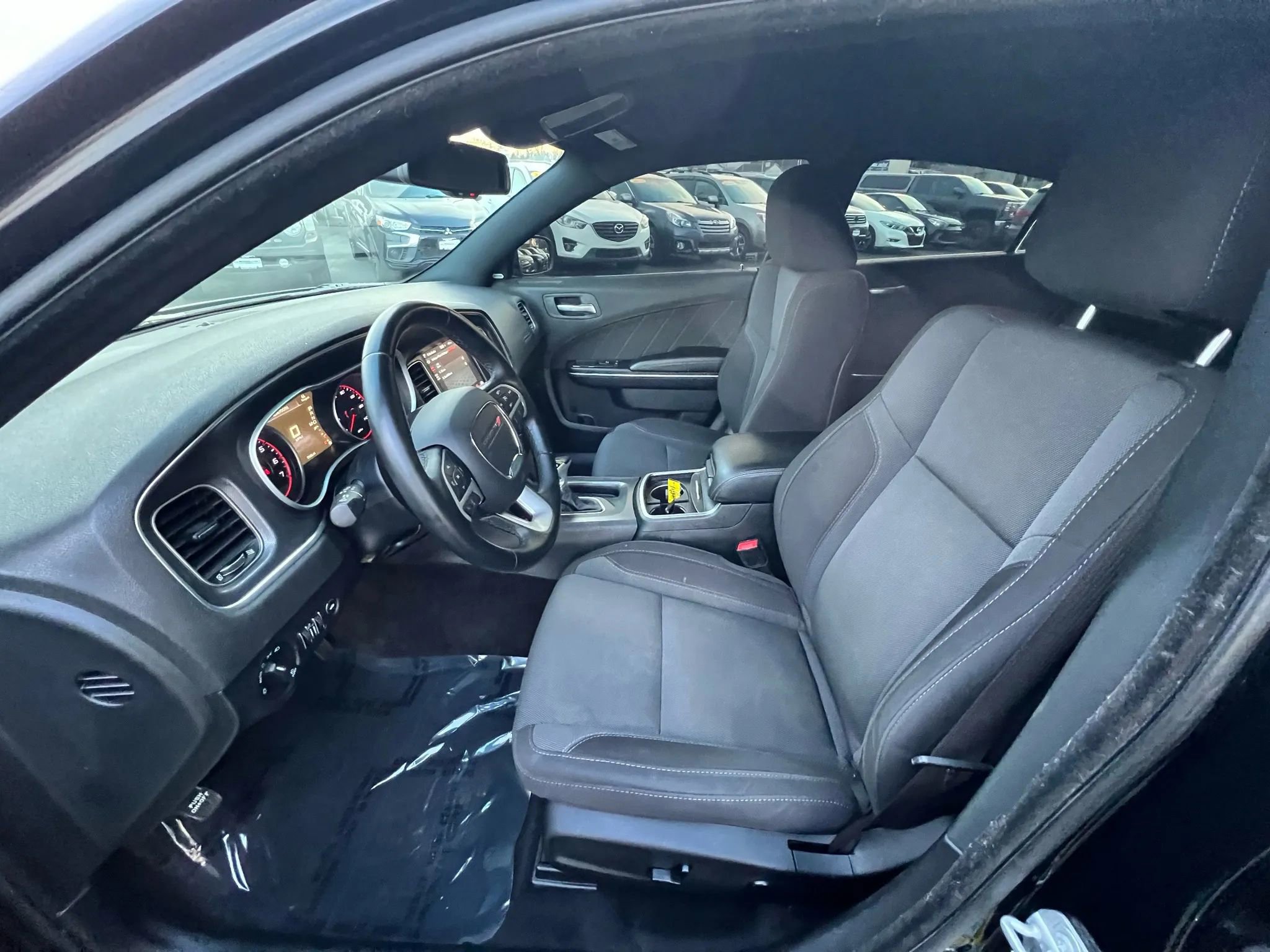 Used 2017 Dodge Charger SXT image 22