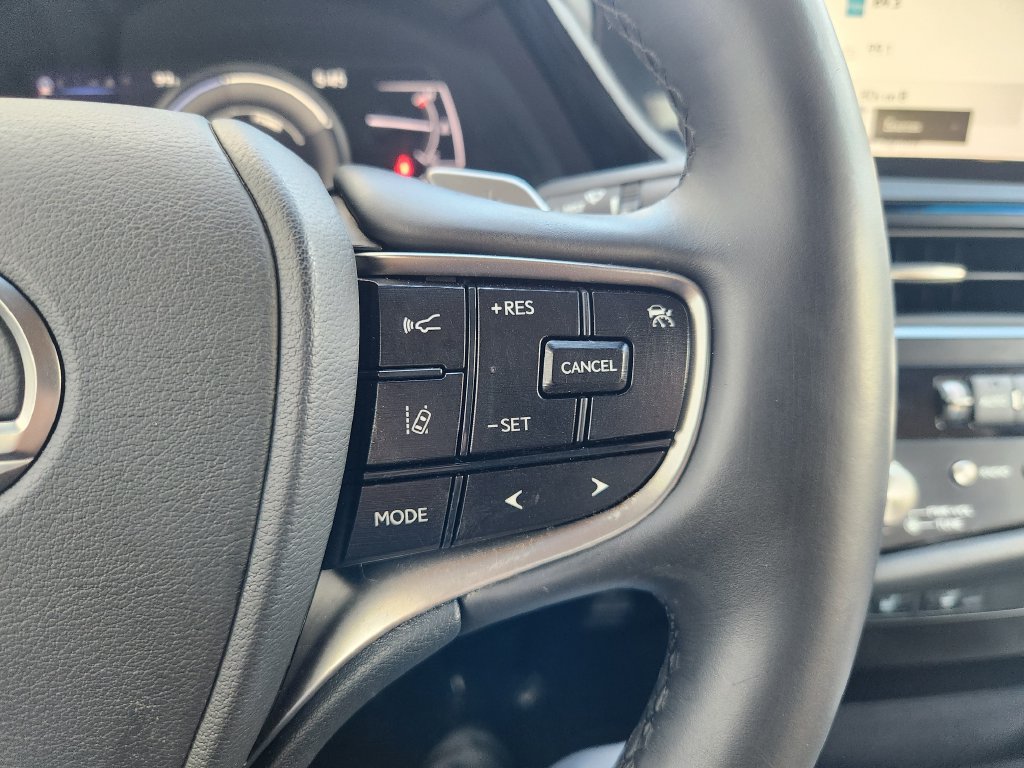 Certified 2023 Lexus ES 300h w/ Premium Package FWD image 28