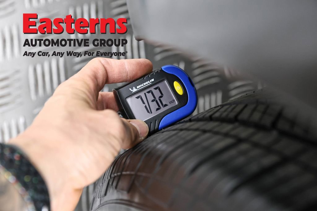 Used 2022 Volkswagen Tiguan SE w/ Panoramic Sunroof Package image 29