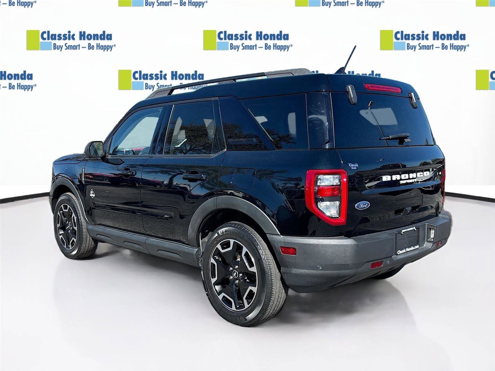 Used 2021 Ford Bronco Sport Outer Banks w/ Outer Banks Package (96D) image 5