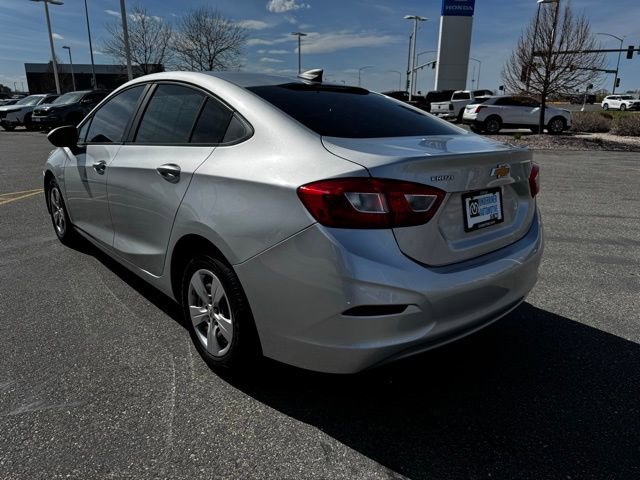 Used 2016 Chevrolet Cruze LS FWD image 7