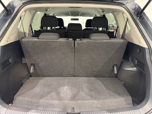 Used 2019 Volkswagen Tiguan S w/ Driver Assistance Package image 32