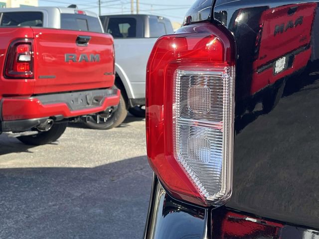 Used 2022 Ford Explorer XLT image 10