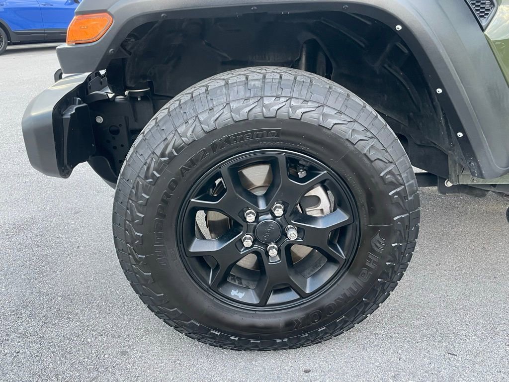 Used 2022 Jeep Wrangler Sport image 30