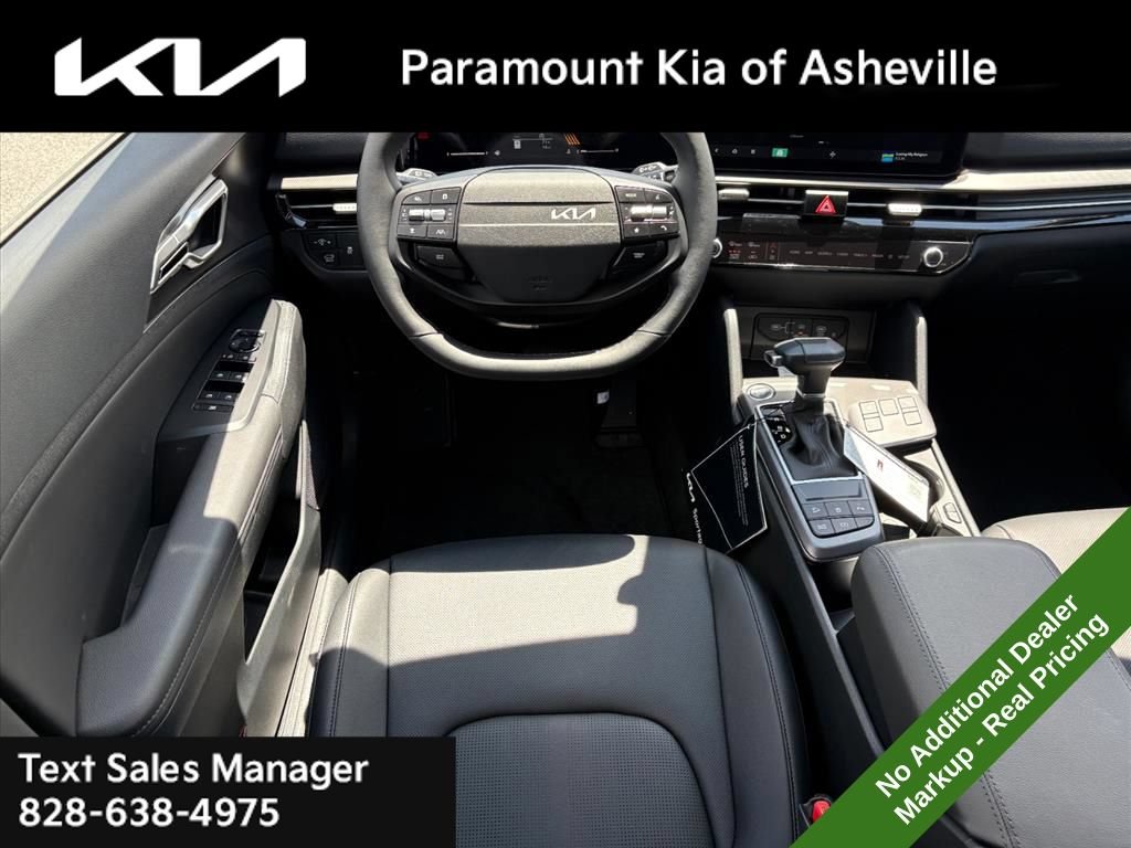 New 2026 Kia Sportage EX AWD/4WD image 24
