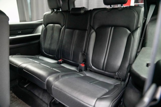 Used 2022 Jeep Wagoneer Series II image 17