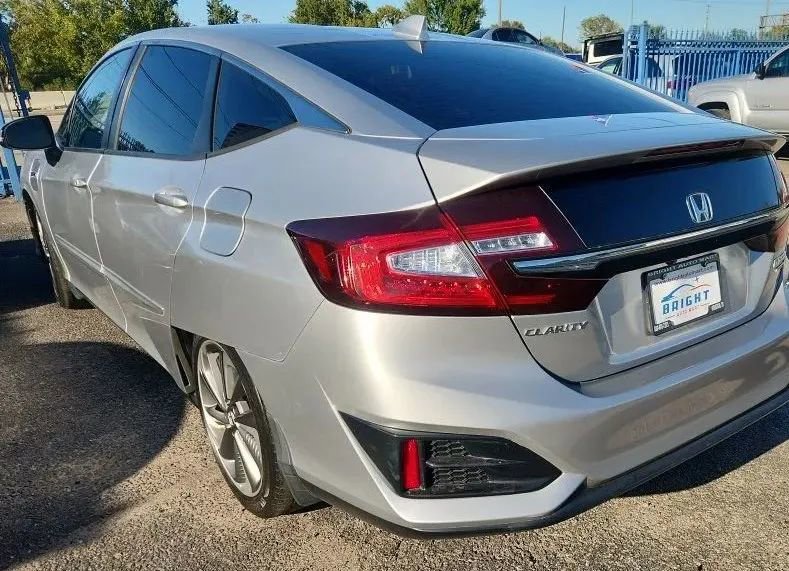 Used 2018 Honda Clarity Touring image 15