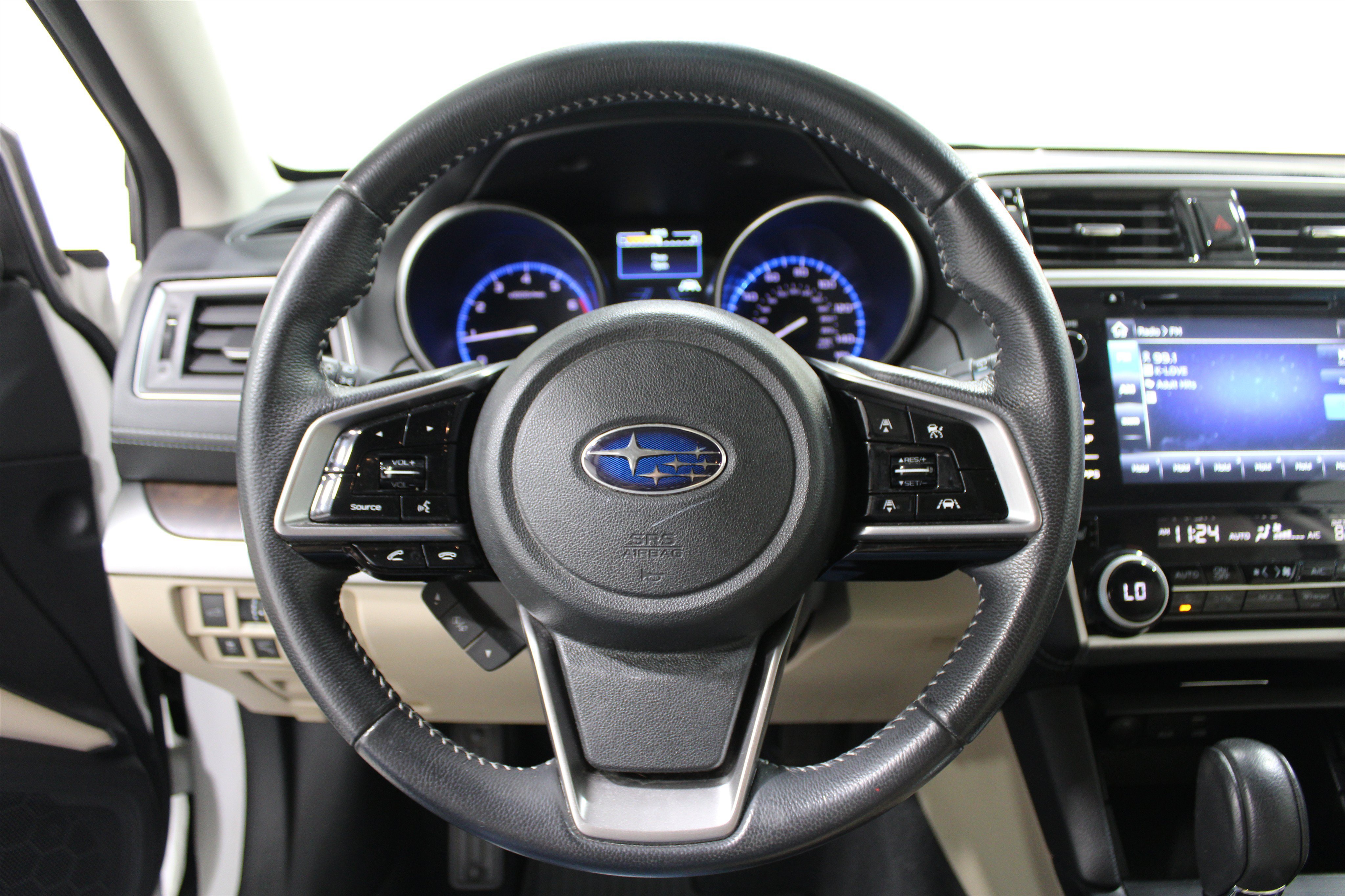 Used 2018 Subaru Outback 2.5i Limited AWD/4WD image 9