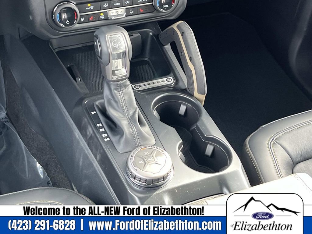 New 2025 Ford Bronco Badlands image 14