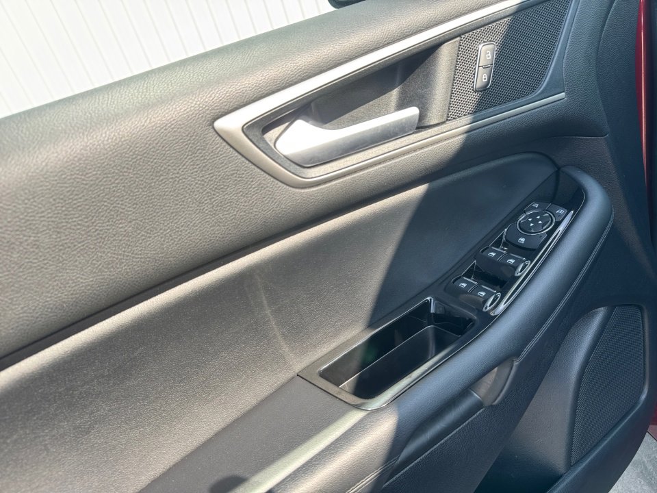 Used 2019 Ford Edge SEL w/ Equipment Group 201A image 36