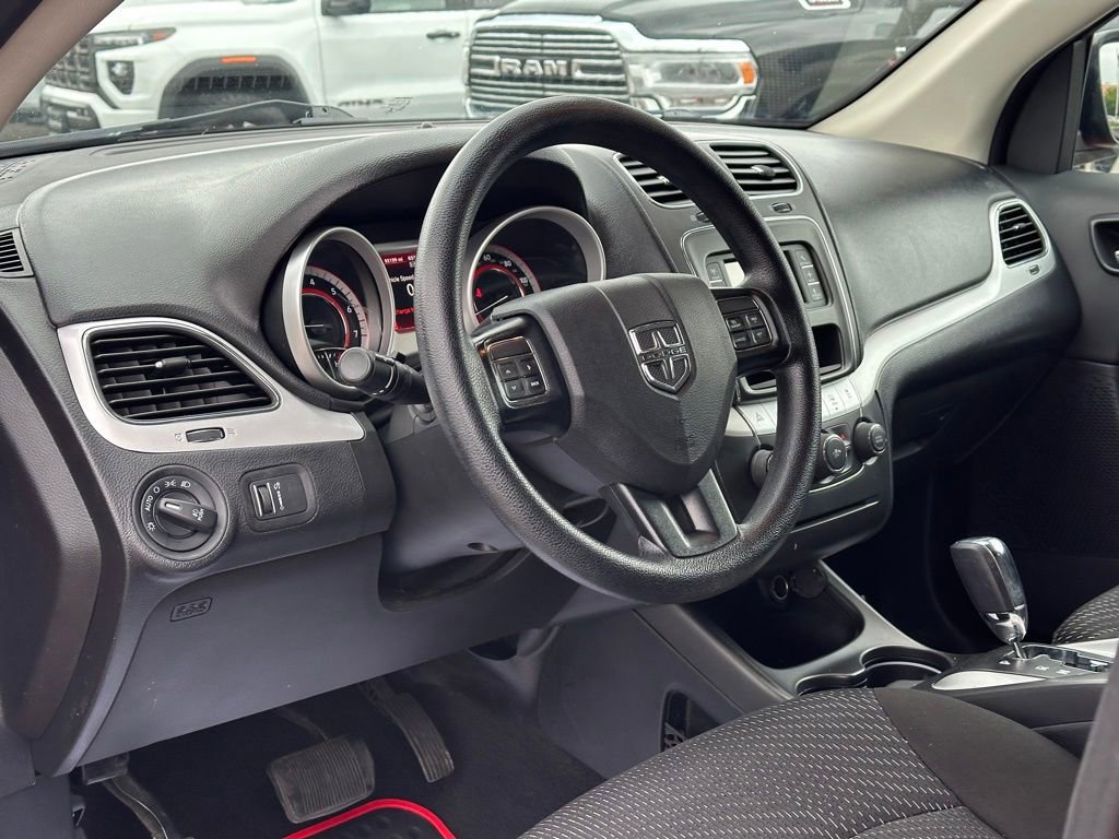 Used 2019 Dodge Journey SE w/ Blacktop Package FWD image 28