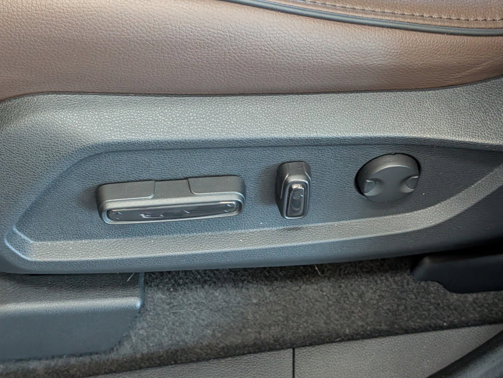Used 2024 Honda Pilot Elite image 11