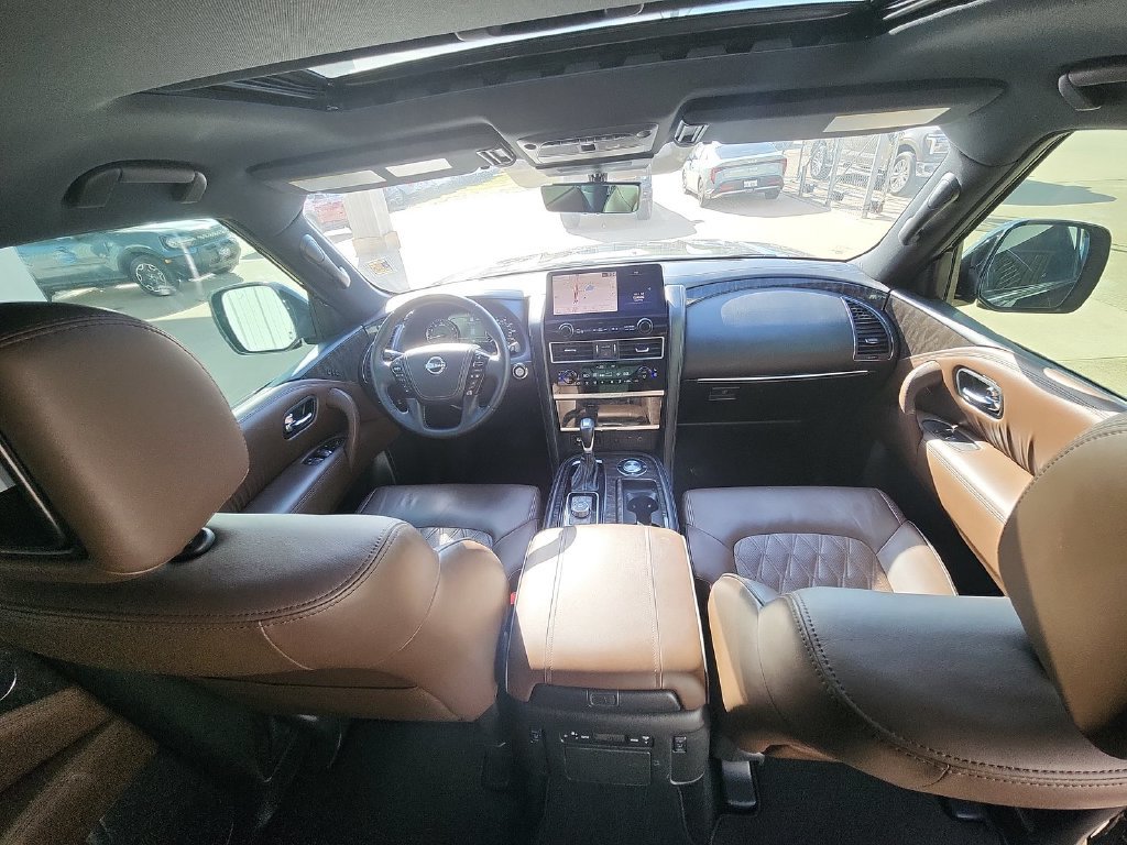 Used 2022 Nissan Armada Platinum w/ Captain's Chairs Package RWD image 10