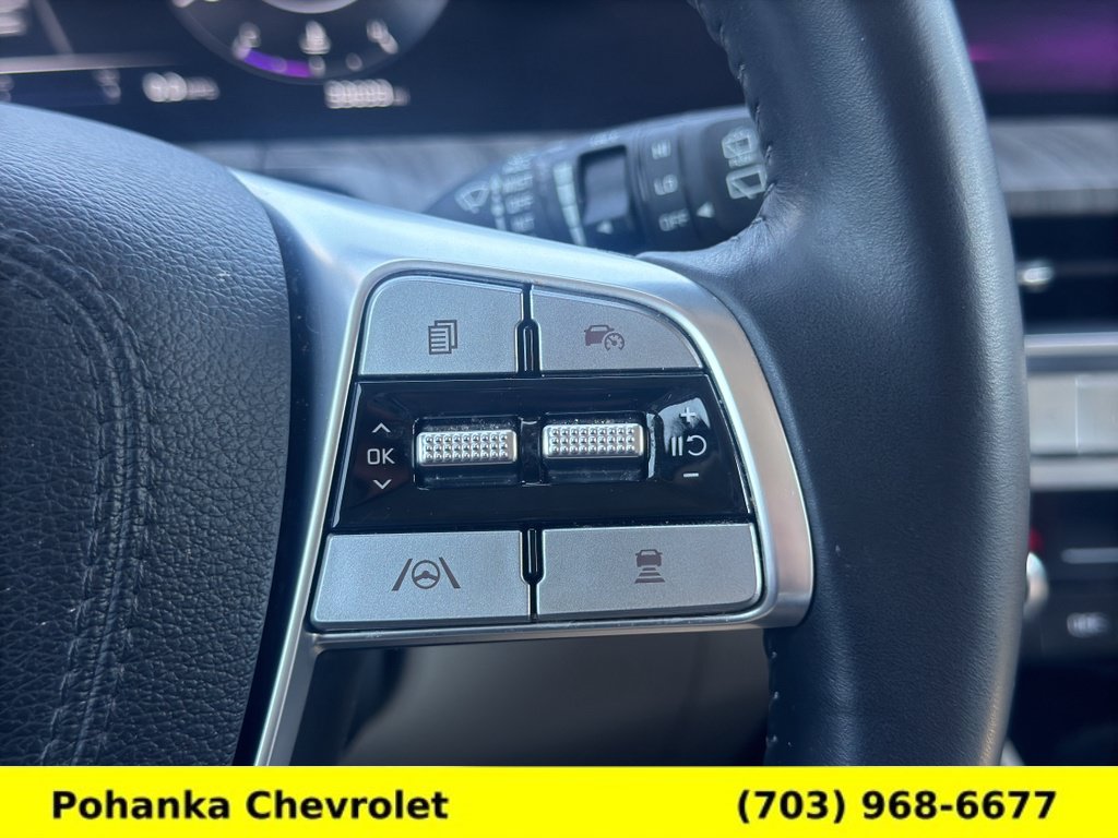 Used 2024 Kia Telluride SX w/ Towing Package FWD image 13