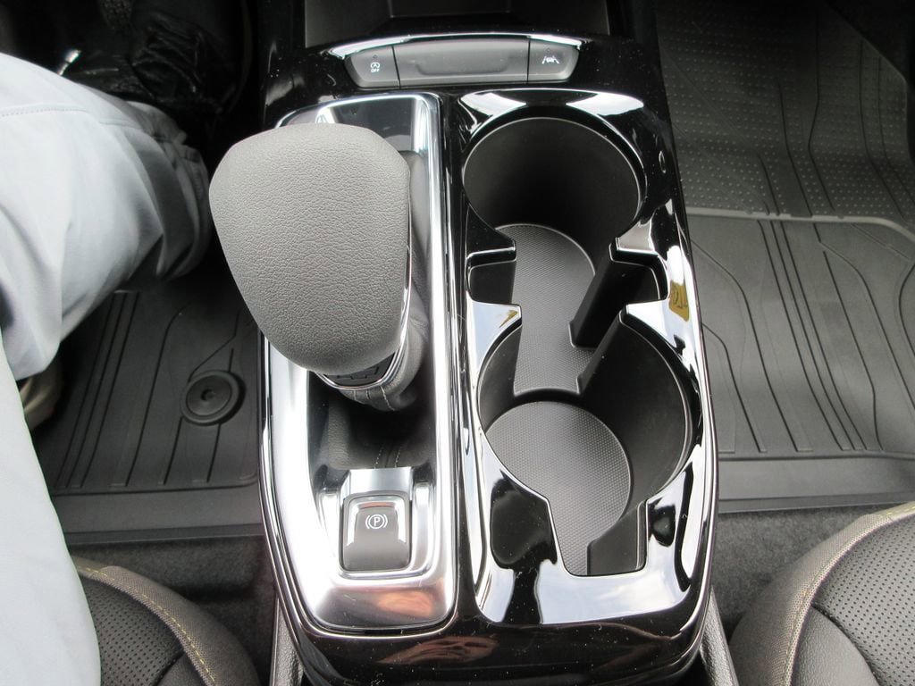 New 2026 Chevrolet Trax ACTIV FWD image 28