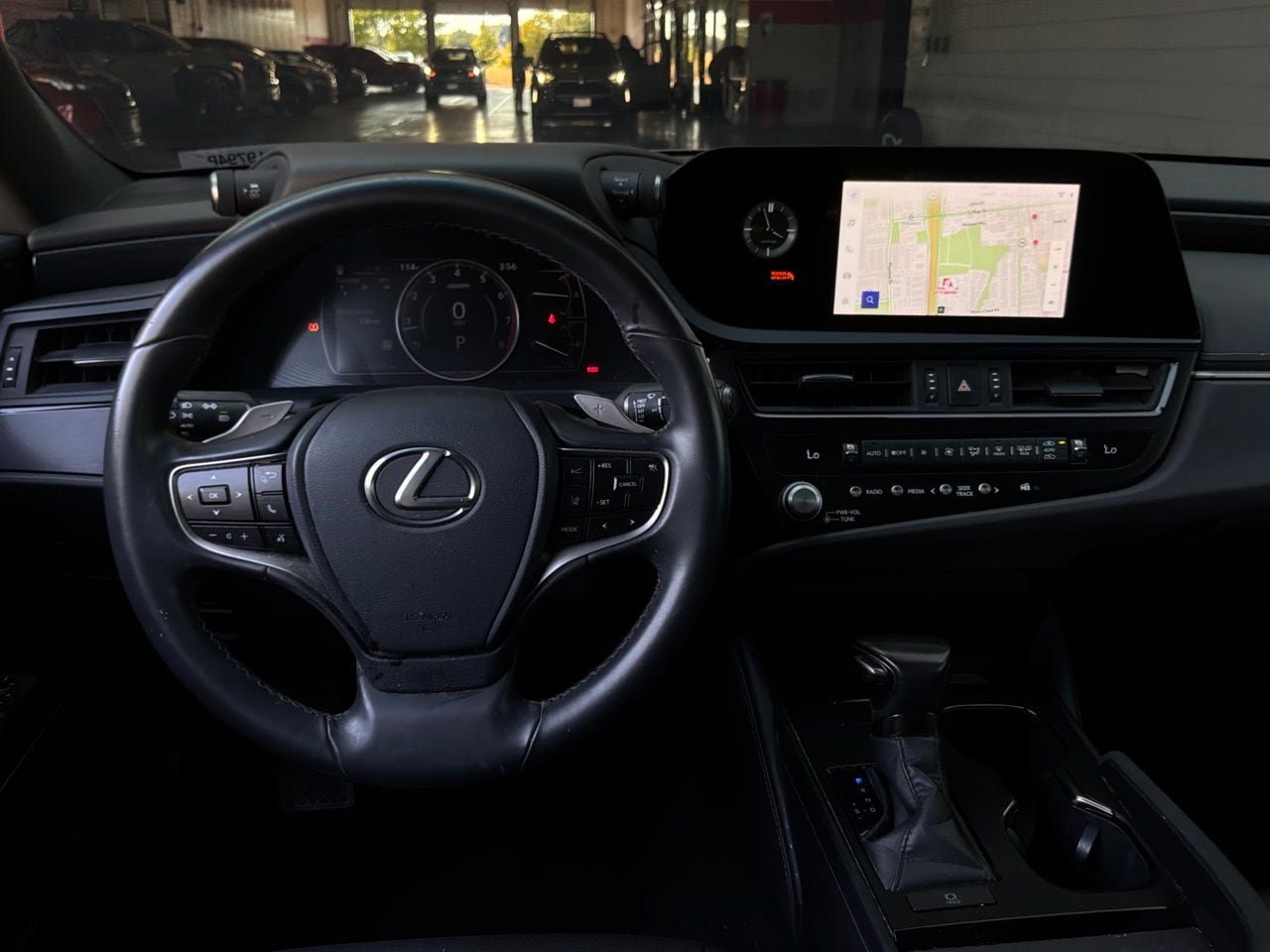 Used 2025 Lexus ES 350 w/ Accessory Package (Z1) FWD image 14