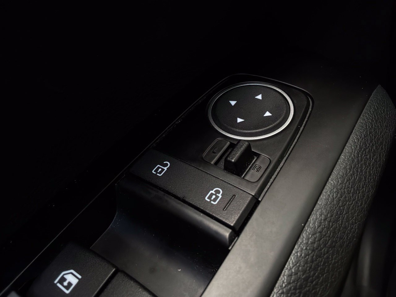 Used 2024 Kia Soul GT-Line FWD image 25