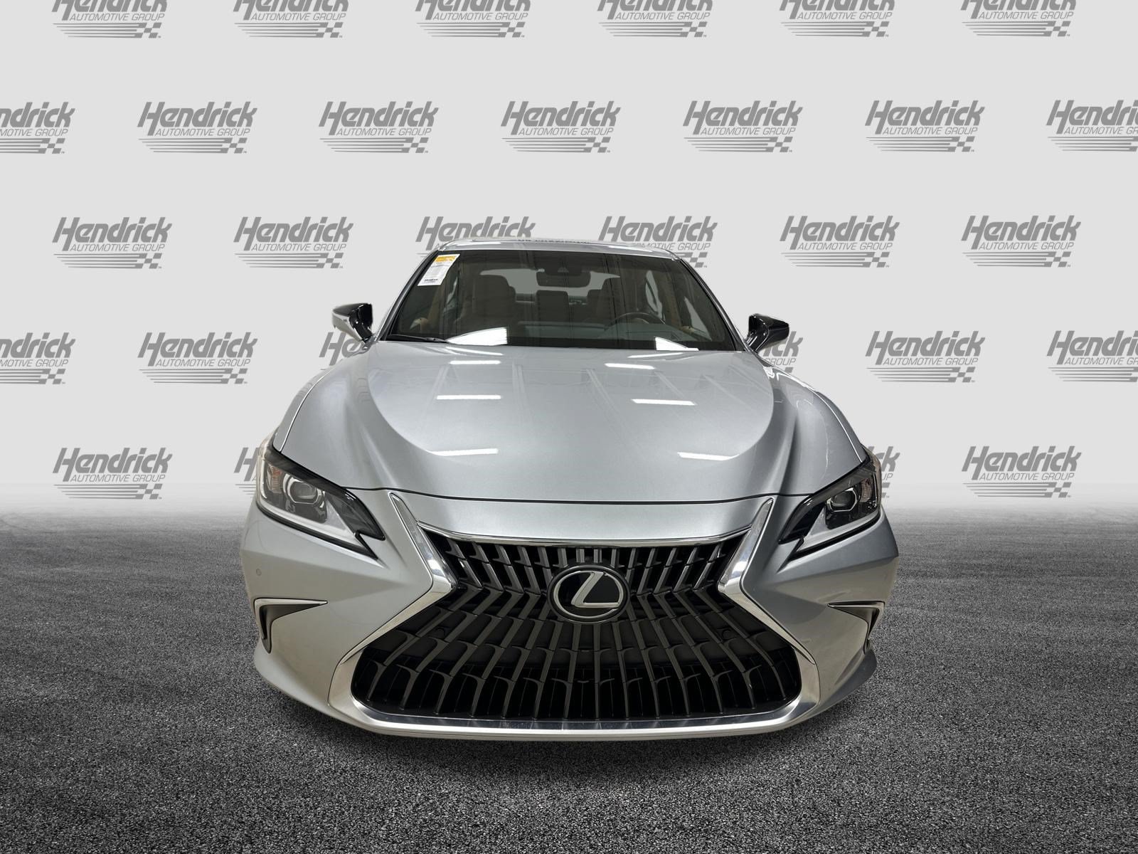 Certified 2025 Lexus ES 350 w/ Premium Package FWD image 3