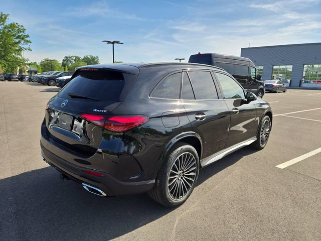New 2026 Mercedes-Benz GLC 300 4MATIC image 3
