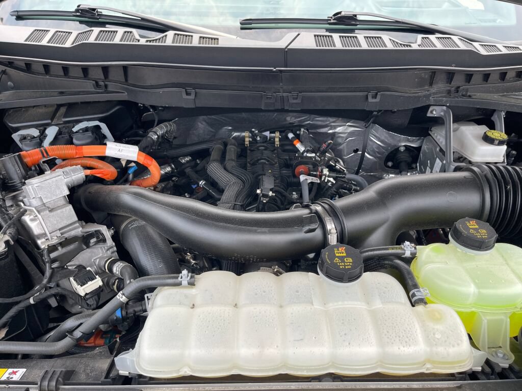 Used 2025 Ford F150 Platinum w/ Equipment Group 702A High AWD/4WD image 34