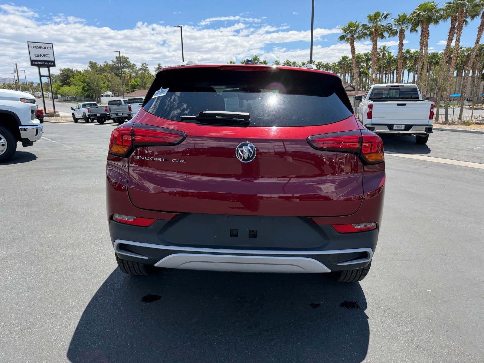 Used 2023 Buick Encore GX Select FWD image 2