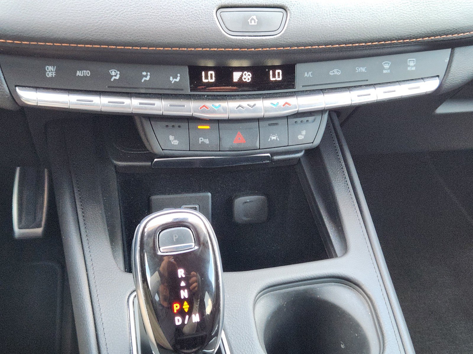 Certified 2023 Cadillac XT4 Sport w/ Cold Weather Package FWD image 15