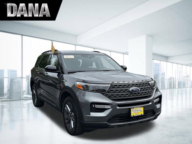 Used 2023 Ford Explorer XLT w/ Equipment Group 202A AWD/4WD image 1