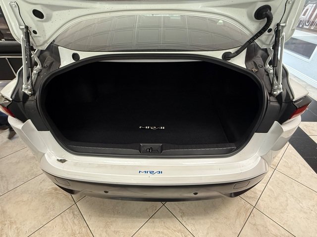 Used 2021 Toyota Mirai w/ Advanced Technology Package RWD image 11