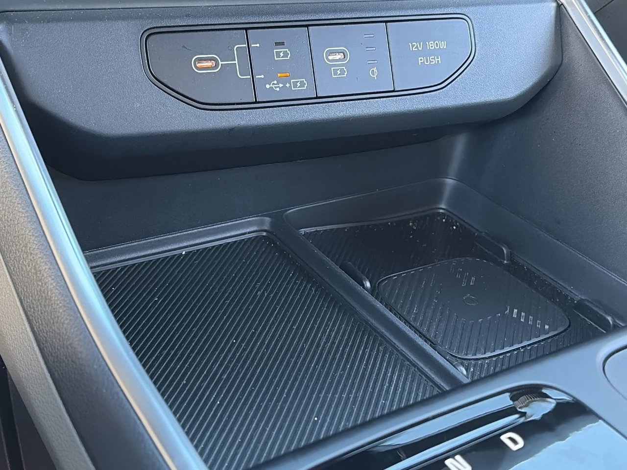 Certified 2026 Kia Carnival EX FWD image 27