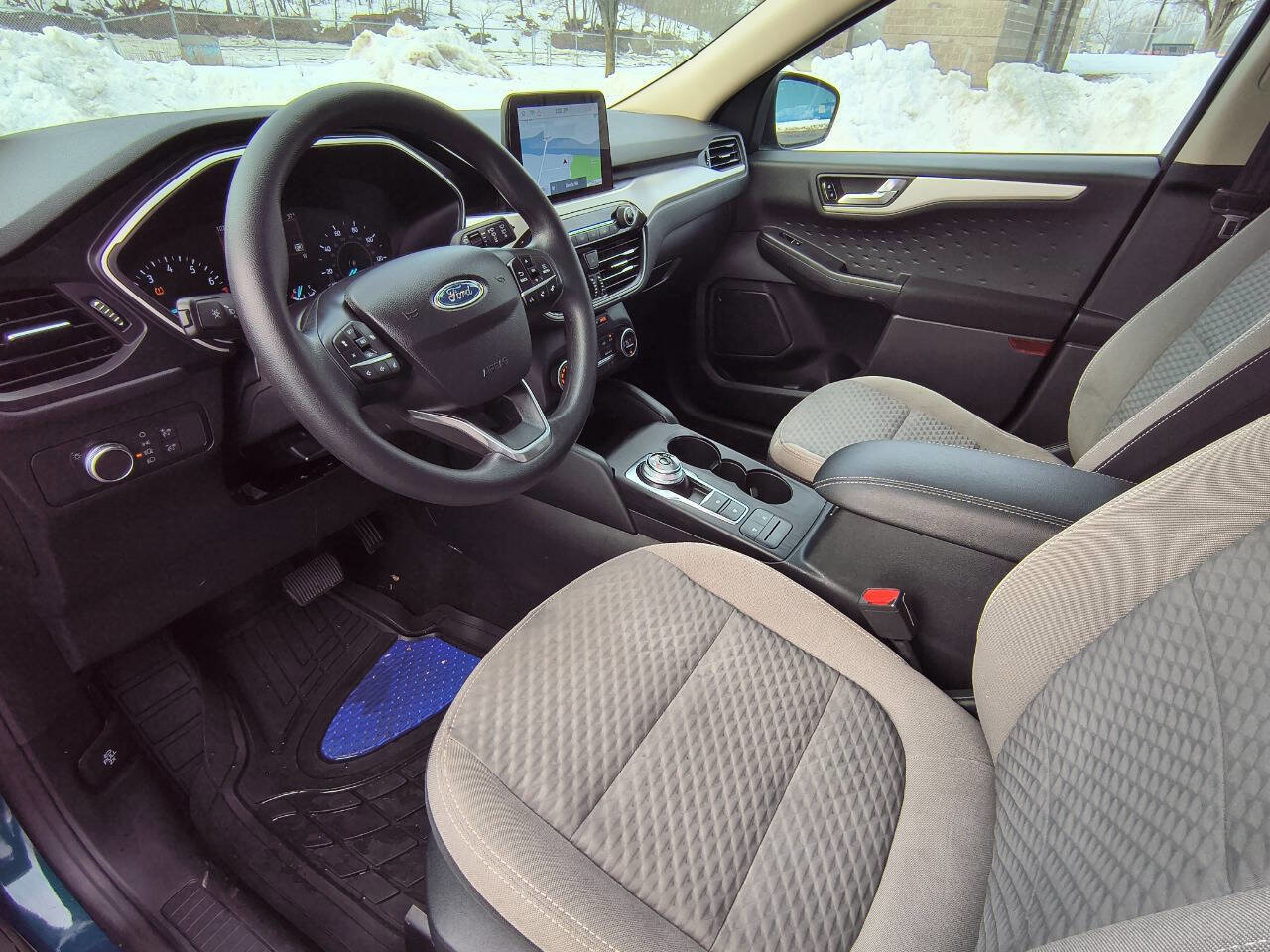 Used 2020 Ford Escape SE image 9