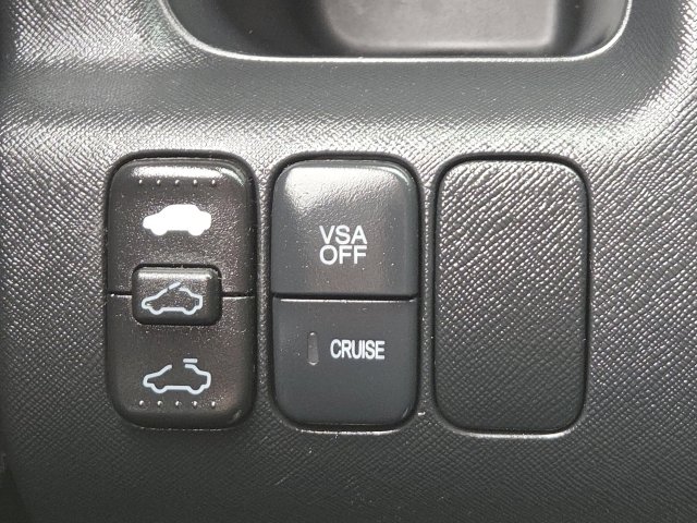 Used 2005 Honda CR-V EX image 18