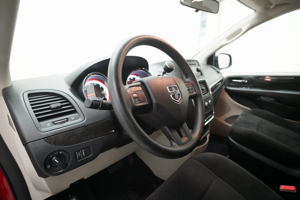 Used 2013 Dodge Grand Caravan American Value Package image 8