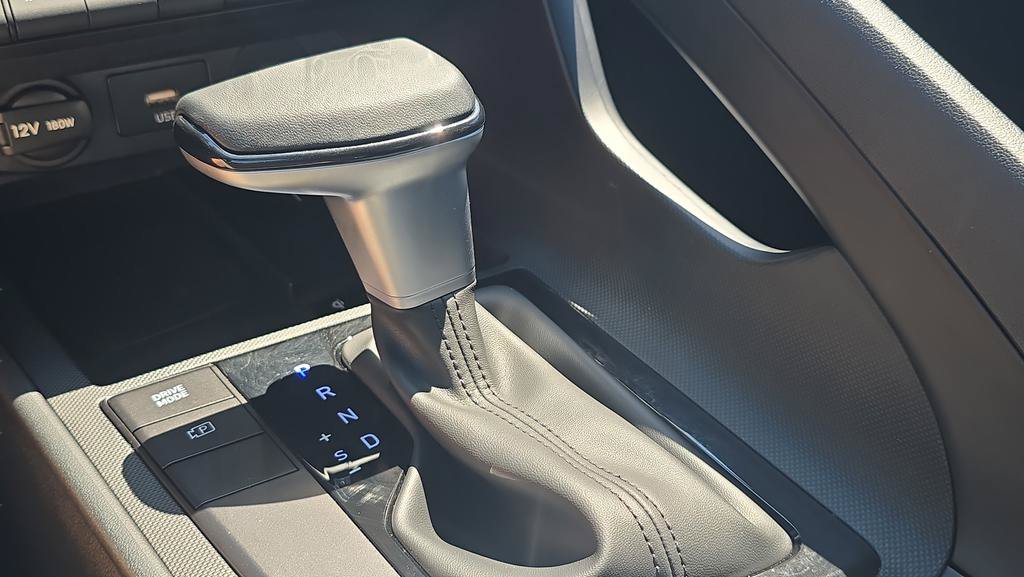 Certified 2025 Hyundai Elantra Sport FWD image 22