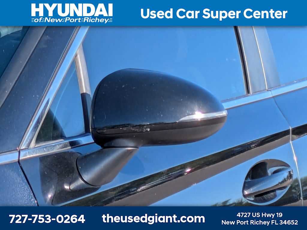 Used 2022 Hyundai Sonata SE w/ Cargo Package FWD image 11