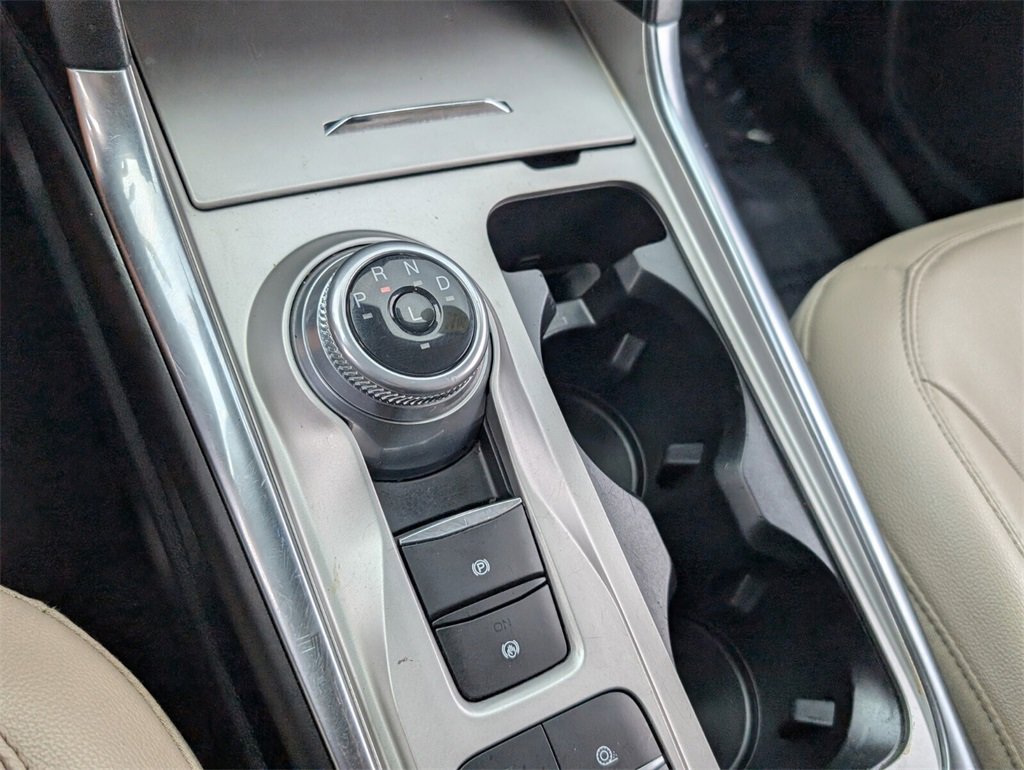 Used 2022 Ford Explorer Limited w/ Equipment Group 301A image 19