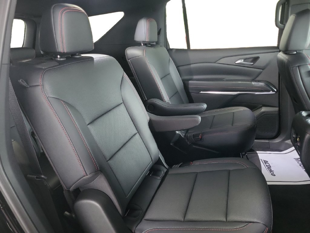 Used 2026 Chevrolet Traverse Z71 w/ Driver Confidence Package AWD/4WD image 22