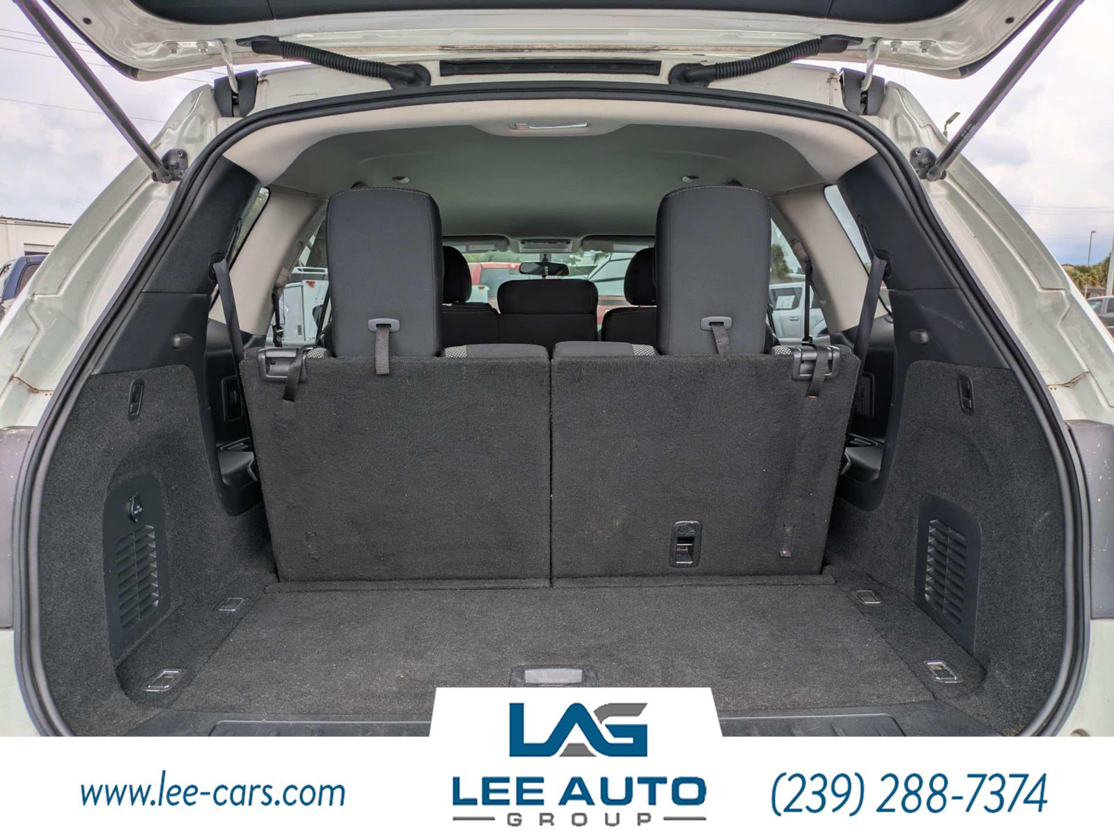 Used 2020 Nissan Pathfinder S FWD image 11