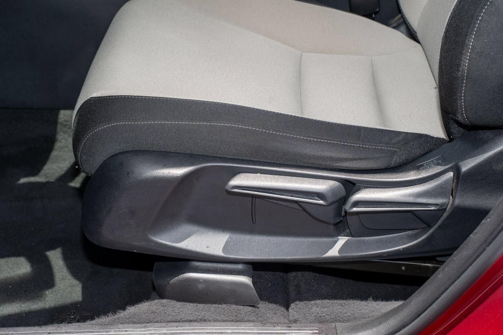 Certified 2025 Honda CR-V LX image 29